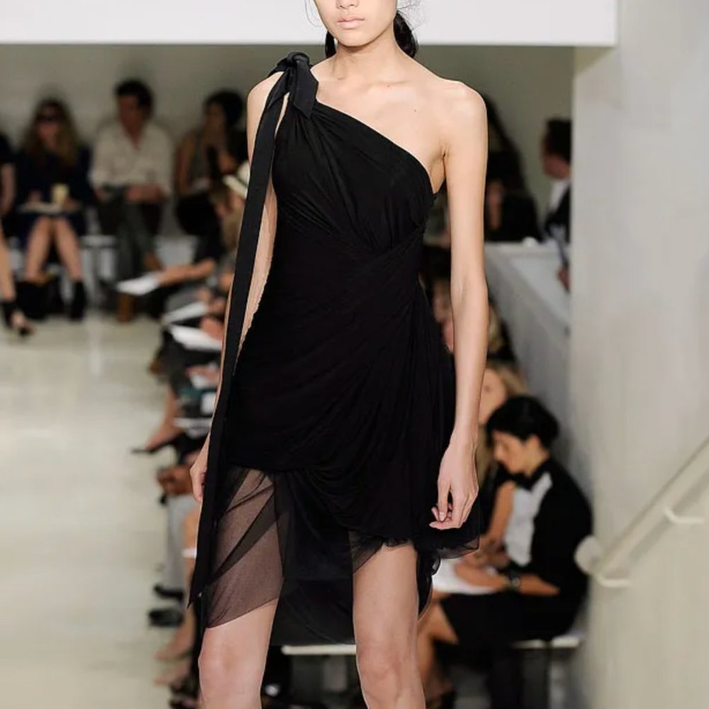 VERA WANG Spring 2010 RTW Black One-Shoulder Mini Dress XS S